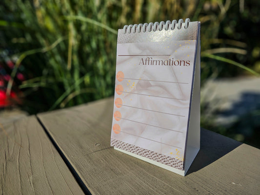 desk standing affirmations journal | affirmation routine | Morning routine | My Sparkling Corner