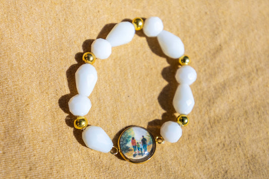 Daily Gratitude Breathing Bracelet | White Glass | Family - My Sparkling Corner