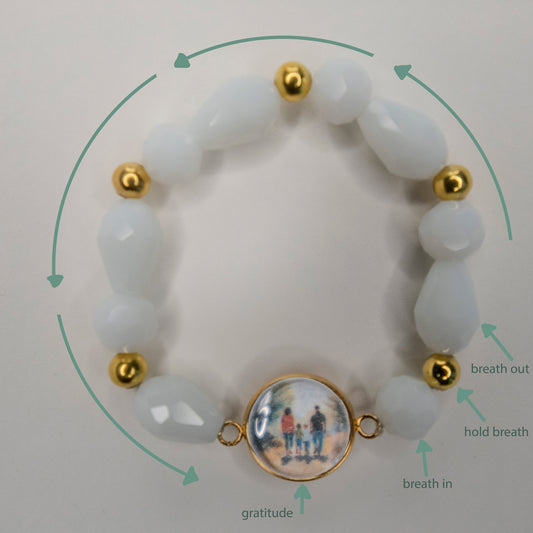 Daily Gratitude Breathing Bracelet | White Glass | Family - My Sparkling Corner